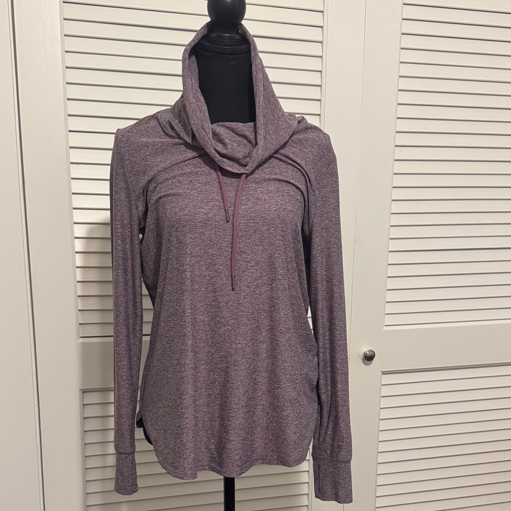 Market & Spruce Heathered Gray Active Top